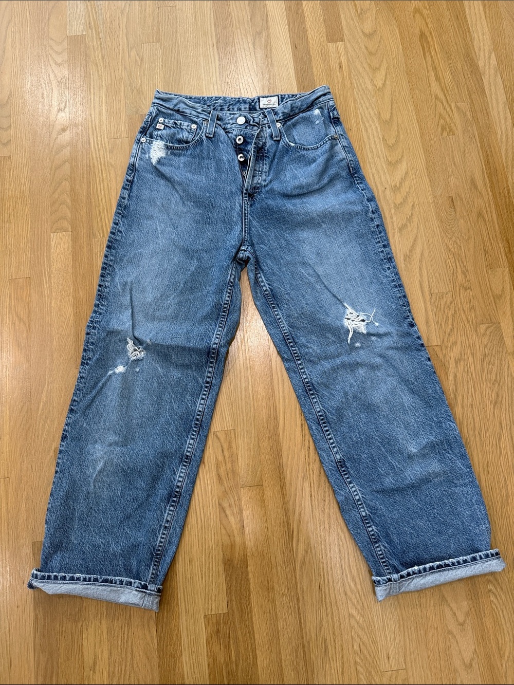 AG high rise boyfriend baggy jean medium wash size 26R